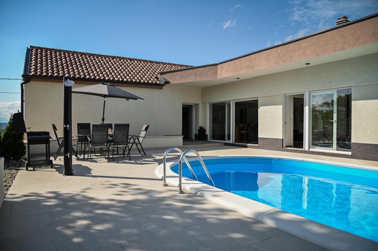 Villa Burra Hreljin Exterior photo